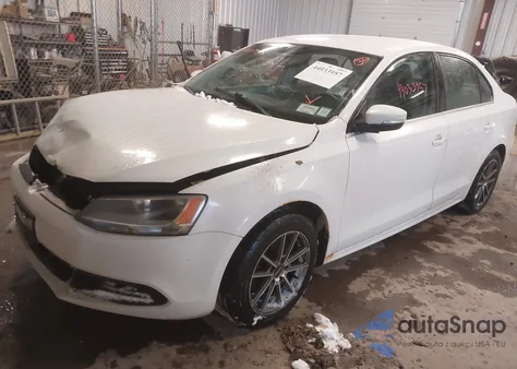 2013 Volkswagen Jetta 2.5L Se z USA, uszkodzony, nr VIN 3VWDX7AJ1DM441021
